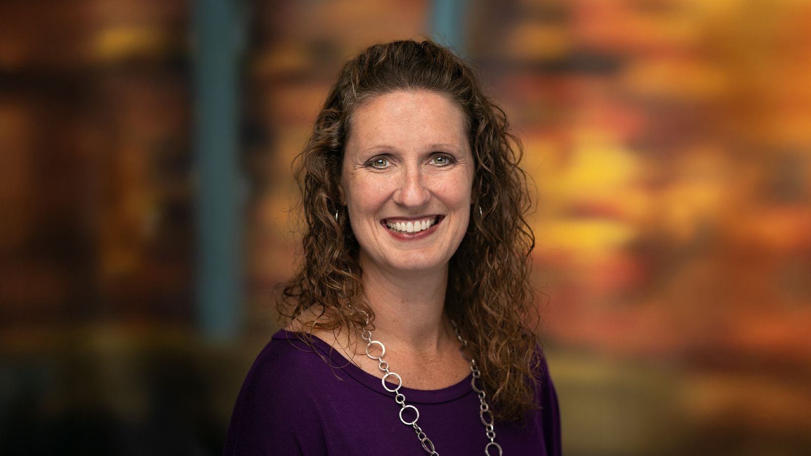 Diretora de Programa da Full Sail, Raelynn McAfee, é Indicada ao Women in Sports Leadership Award