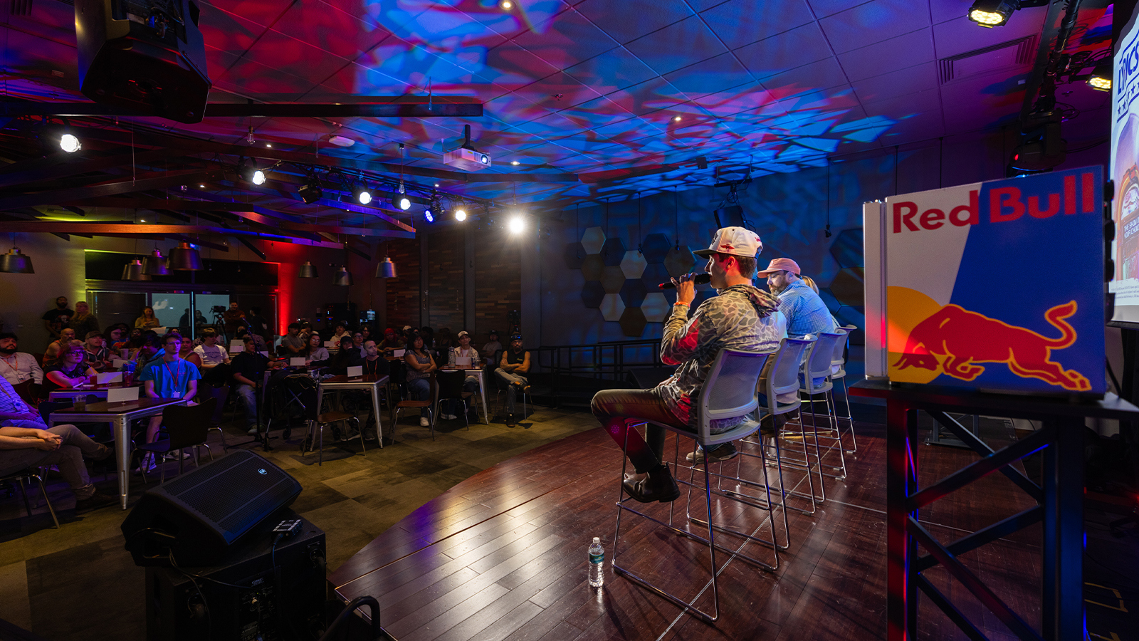 Seminário de Composição Musical da Red Bull Jukebox conecta alunos a profissionais da indústria da música