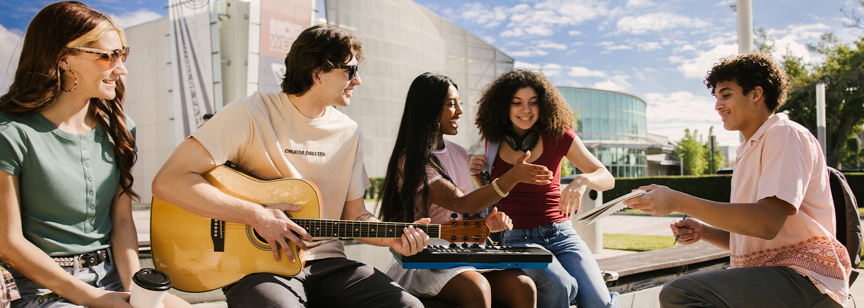 Cinco Principais Razões para Estudar Presencialmente na Full Sail University